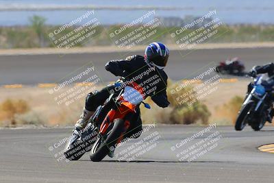 media/Oct-08-2022-SoCal Trackdays (Sat) [[1fc3beec89]]/Turn 14 (1050am)/